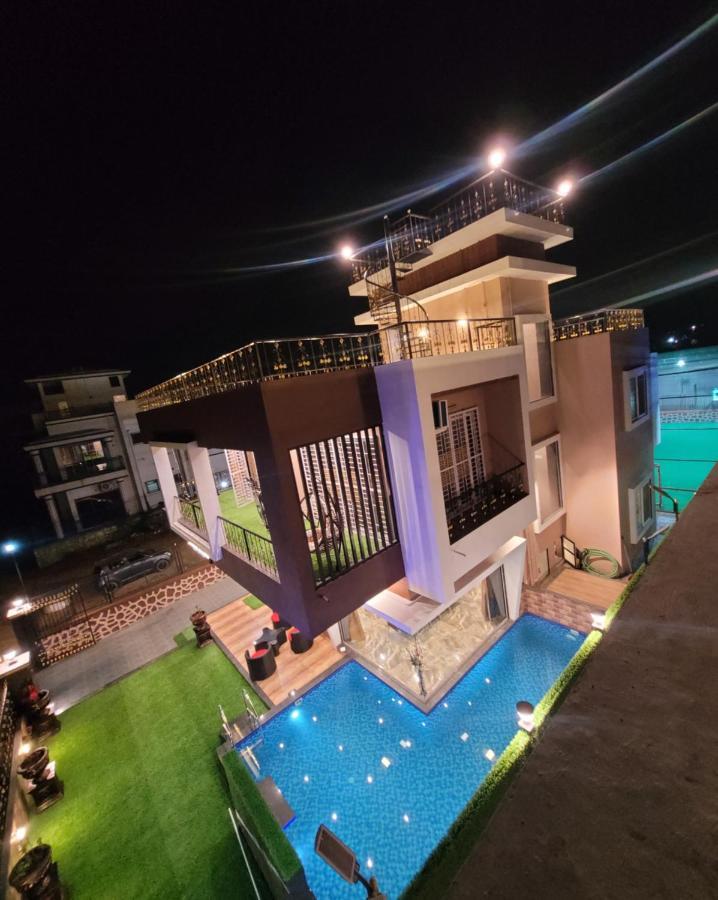 Mount Resorts Lonavala 5 Bhk Luxurious Villa With Private Pool And Full Size Cricket Football Turf Bagian luar foto