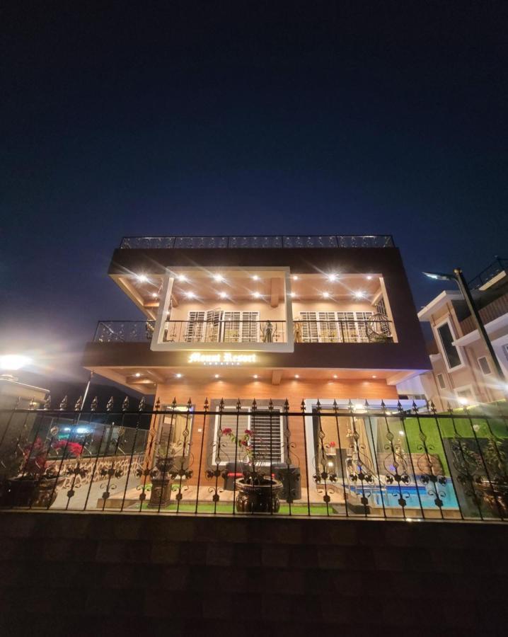 Mount Resorts Lonavala 5 Bhk Luxurious Villa With Private Pool And Full Size Cricket Football Turf Bagian luar foto