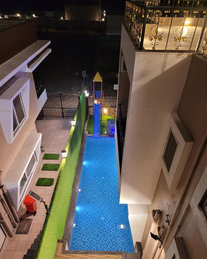 Mount Resorts Lonavala 5 Bhk Luxurious Villa With Private Pool And Full Size Cricket Football Turf Bagian luar foto